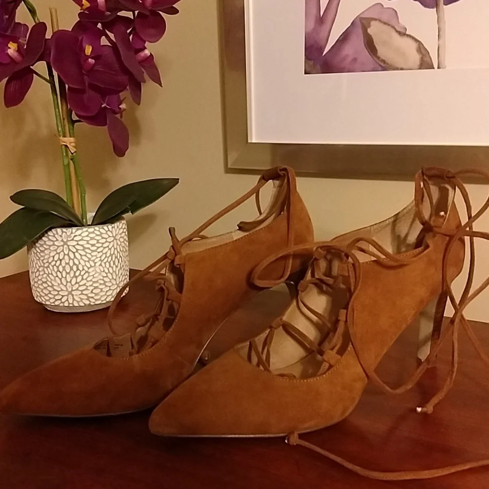 Suede Tahari Ankle Laced Heels Size 10